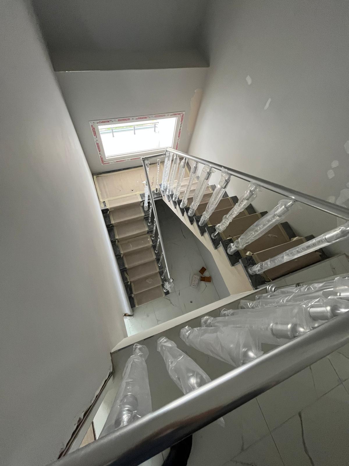 Merdiven pleksi korkuluk 28